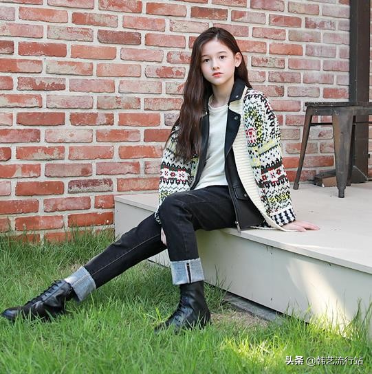 又潮又酷韩版黑色毛衣儿童版,男童冬季韩版百搭毛衣