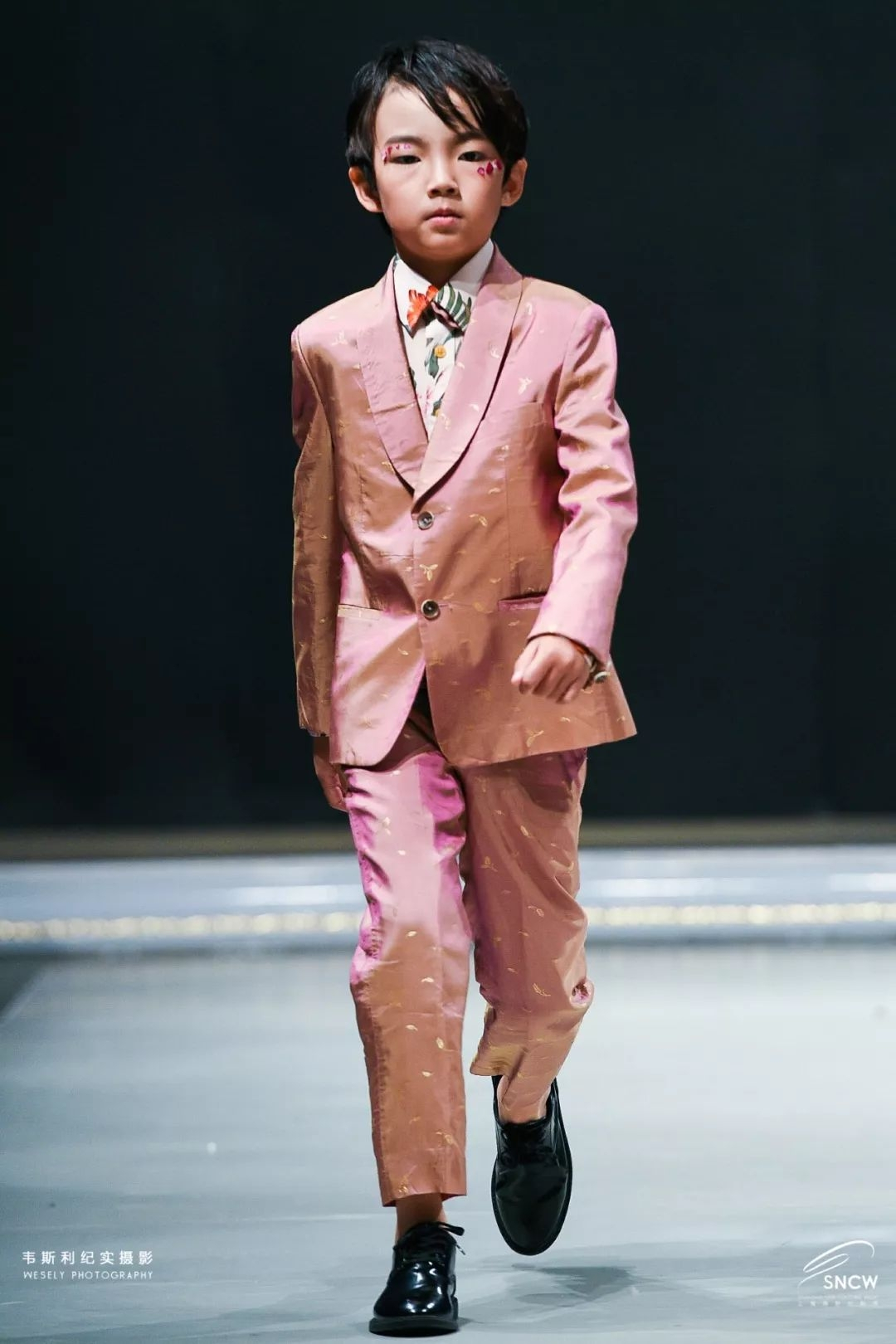 DORM玫瑰庄园花洒宝格丽酒店,点亮上海高定周璀璨之夜