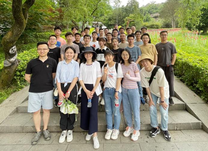 优秀！西安交大女教授：其课题组成果登上顶刊，当选芯片设计顶级会议委员会委员