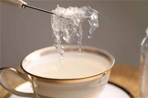 炖燕窝直接放在玻璃壶炖糊了,炖燕窝为什么用纯净水