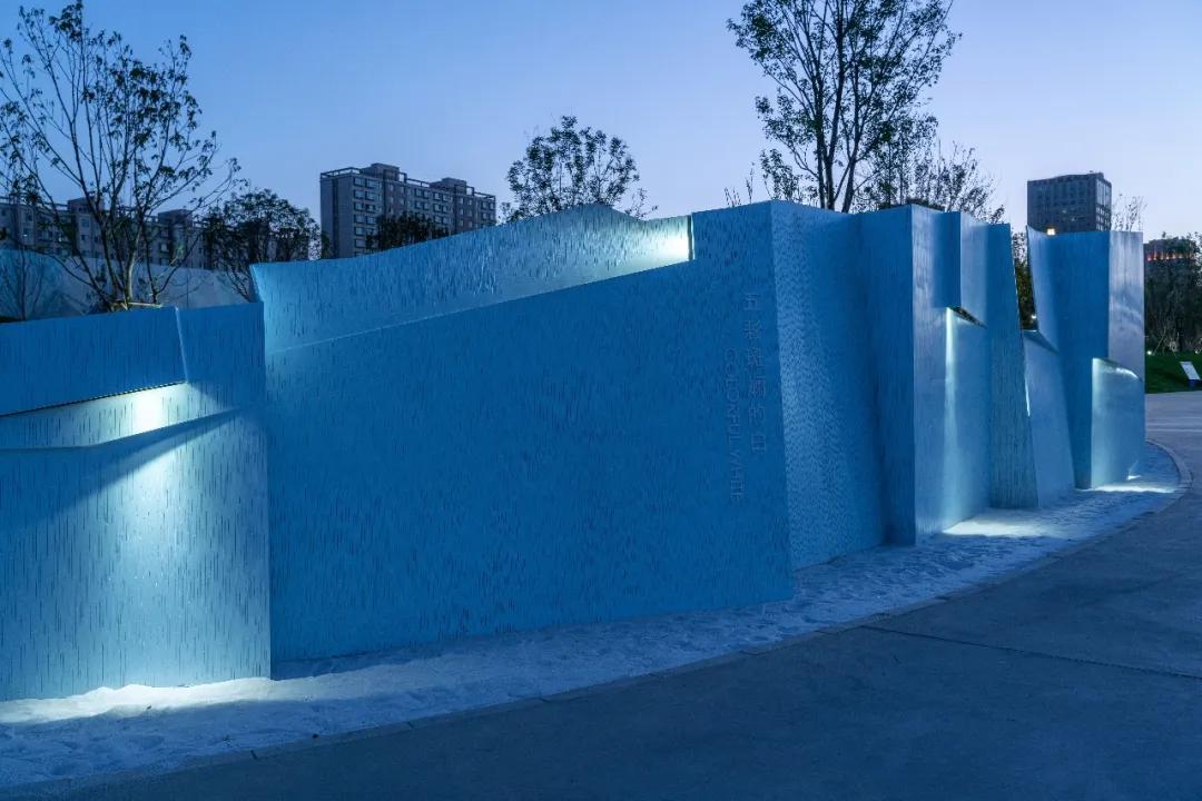 包头奥运冰雪世界,包头奥运冰雪中心滑雪