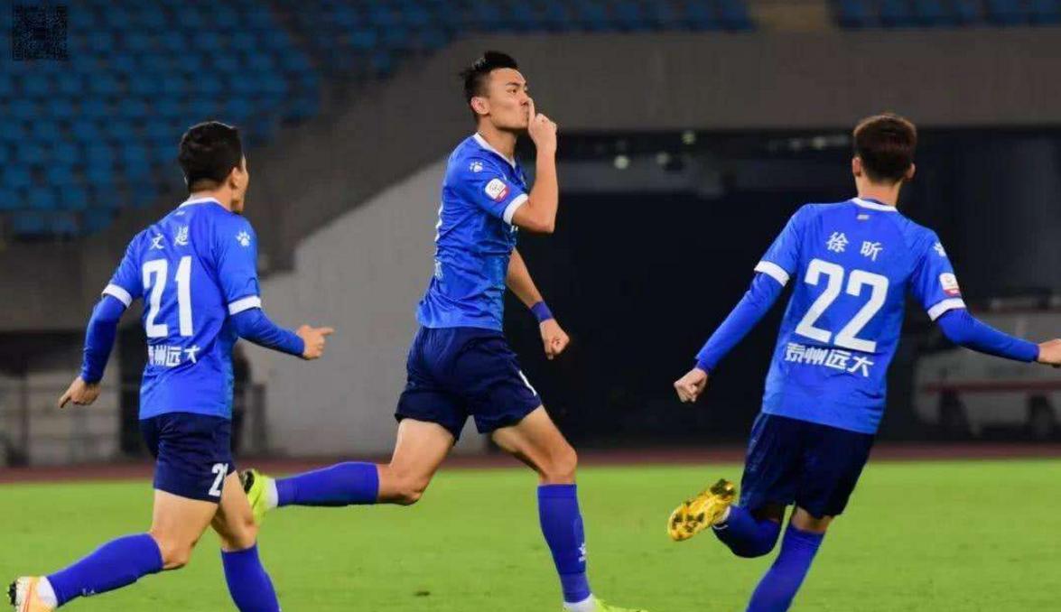 广州恒大VS泰州远大首发出炉:楚库PK费尔南多!高拉特登场