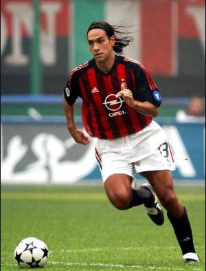 小罗c罗最新消息,c罗小罗是球王吗