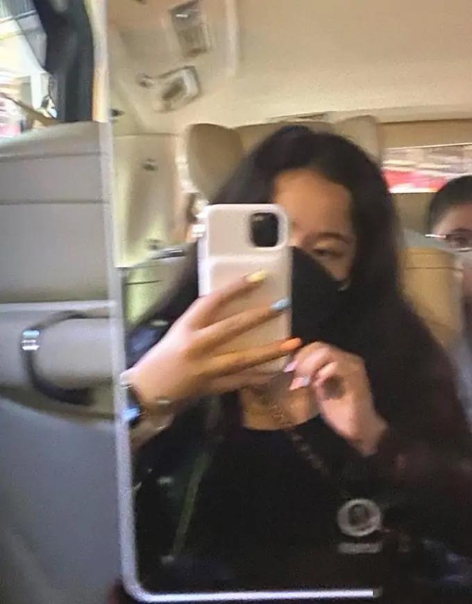 甘比一岁半女儿正面照曝光,甘比女儿奢侈品