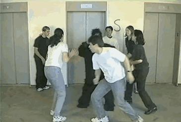 注意力不集中走神发呆做作业拖沓,三种方法解决孩子走神