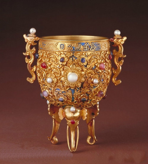 乾隆款金瓯永固杯的介绍,金瓯永固杯至尊版发行价