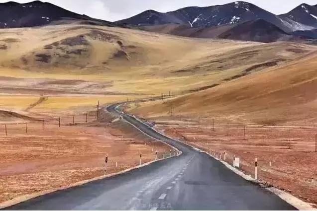 世界上海拔最高的公路！中国最神奇的天路！比川藏线还险10倍！
