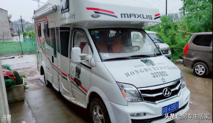 直播一场150万人围观,你知道啥叫房车户外打野团队吗?