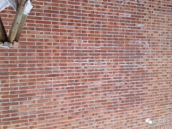 石材反碱和泛碱的区别,室外地面石材泛碱怎么办