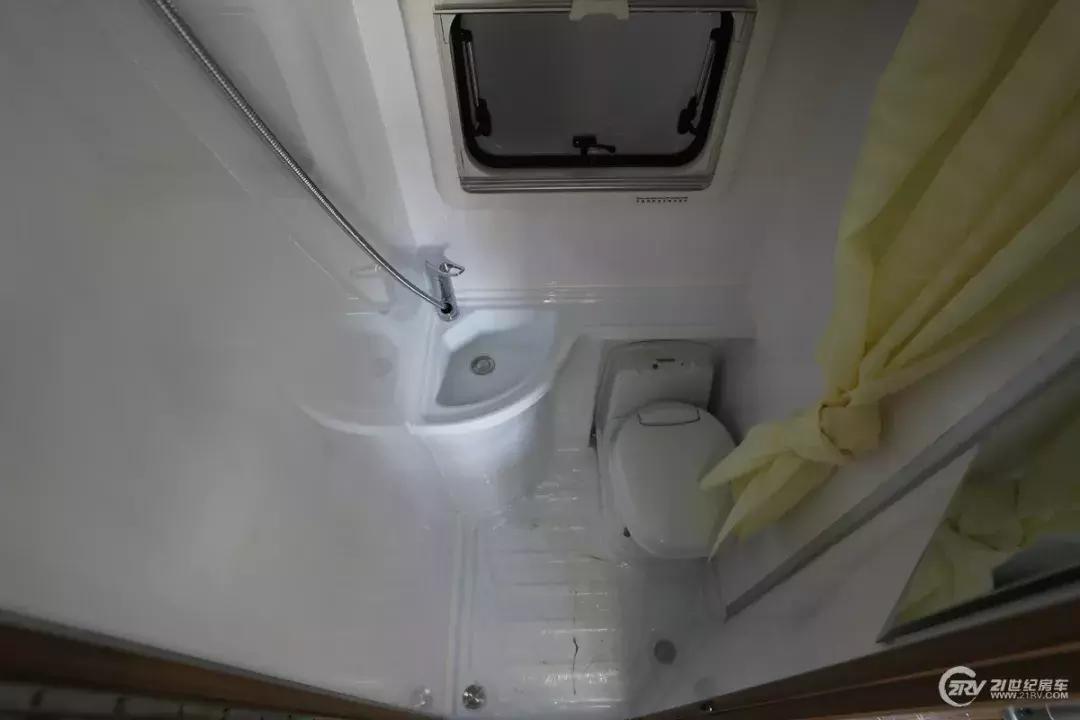 最便宜的c型依维柯自动挡房车,最便宜的依维柯自动挡c型房车