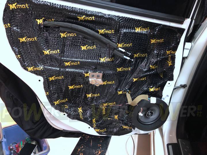 最新款现代途胜音响改装低音炮,北京现代途胜改高音喇叭