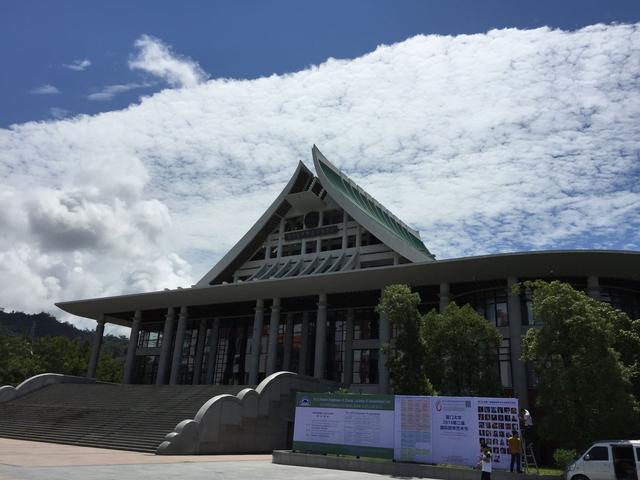 中国最美花园大学,全国十大美丽校园中国海洋大学