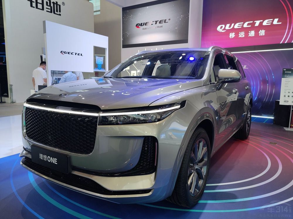 新年车市新闻汇总：五菱口罩上春晚二手车自媒体被官媒点名