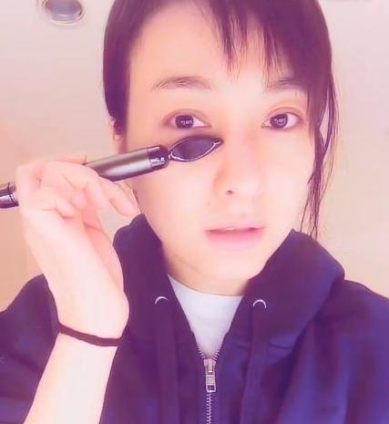 37岁吴昕变身护肤达人，分享了4款好用的护肤好物，最贵不到100元