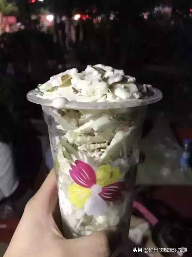 许昌学院南门好停车吗,许昌学院南门附近美食