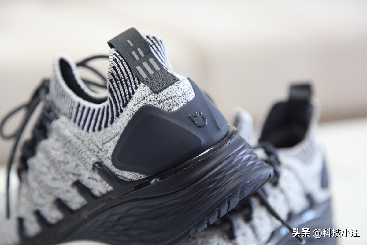 米家跑步鞋3代性能,米家3代运动鞋
