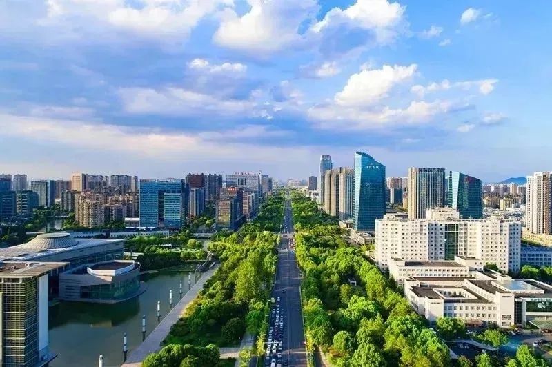 古越山水与现代商业的完美结合，城市购物社交新空间蕴意而来