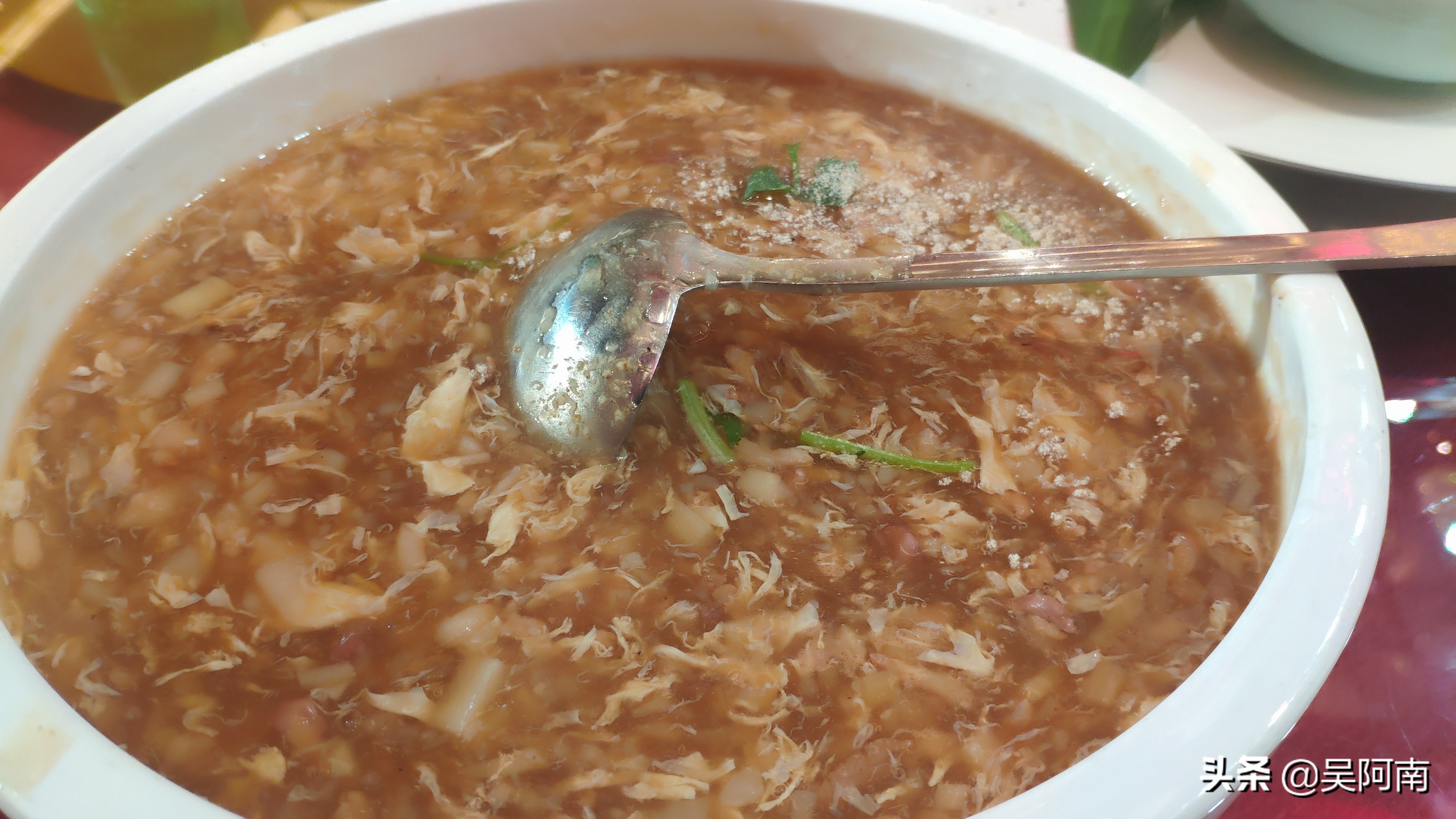 五星级酒店宴席多少钱一桌,五星级酒店宴席价格表