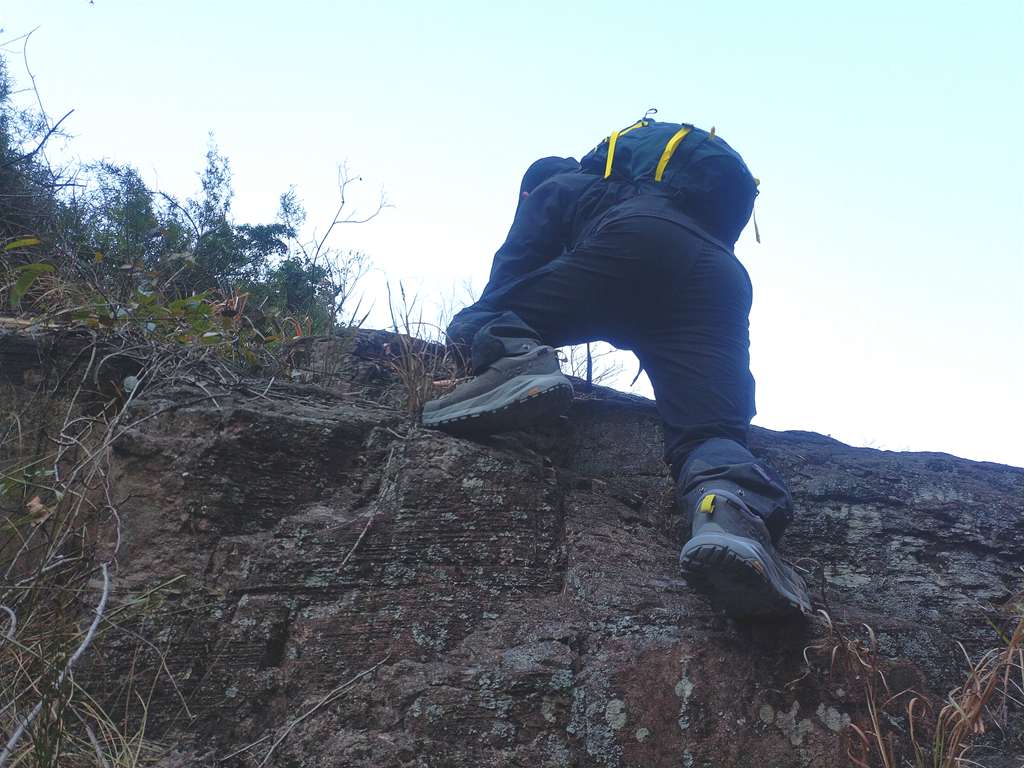 hokaoneone高帮评测,hokaoneone