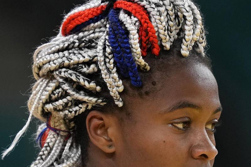 运动员勇敢面对挫折和困难,运动员张扬个性到底有没有错