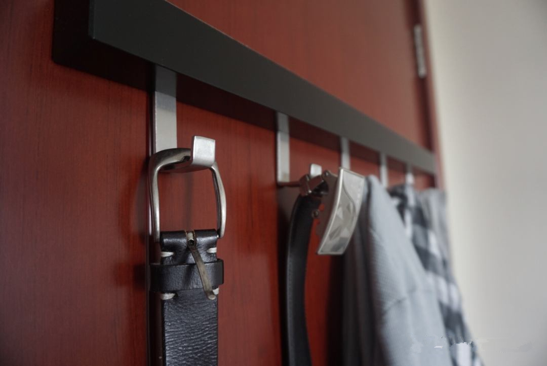 柜子衣服怎么收纳看着整齐,怎么收纳衣服一目了然