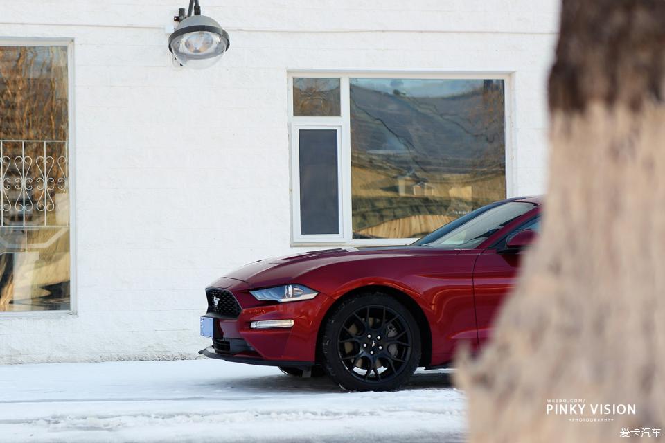野马mustang宝石红,mustang提车真实评价