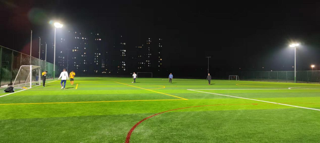 业余球场中后卫,业余球场位置