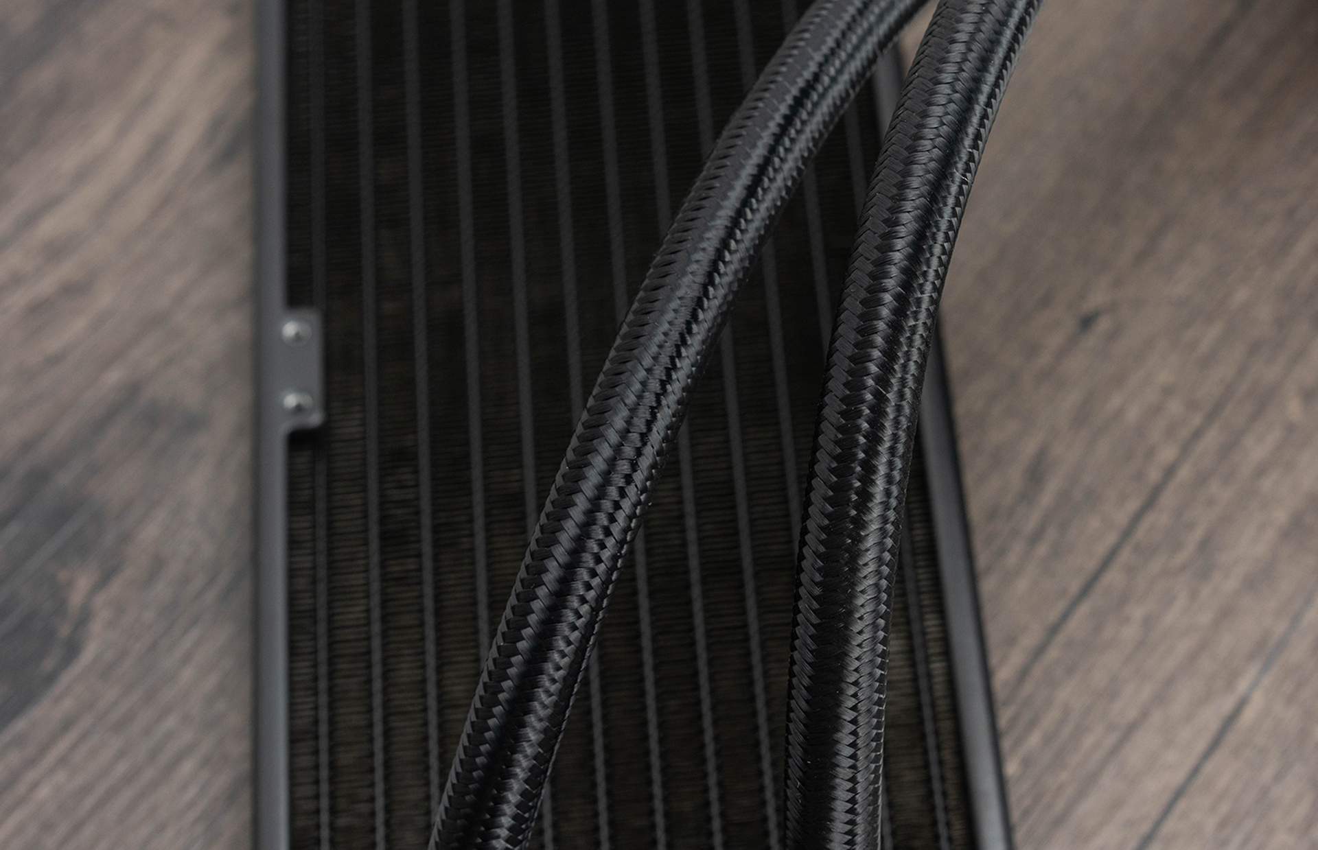 银欣360水冷散热器,压制12代处理器的水冷