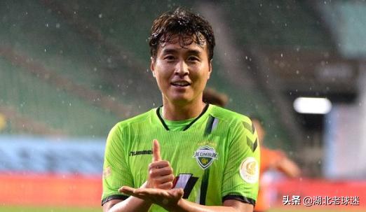 韩日足球排名,韩国足球亚冠成绩怎么样