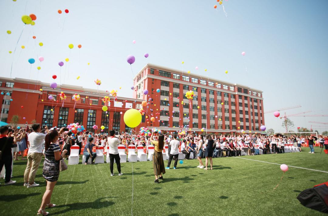 郑州的“潮”，被一个老牌房企，演绎的淋漓尽致