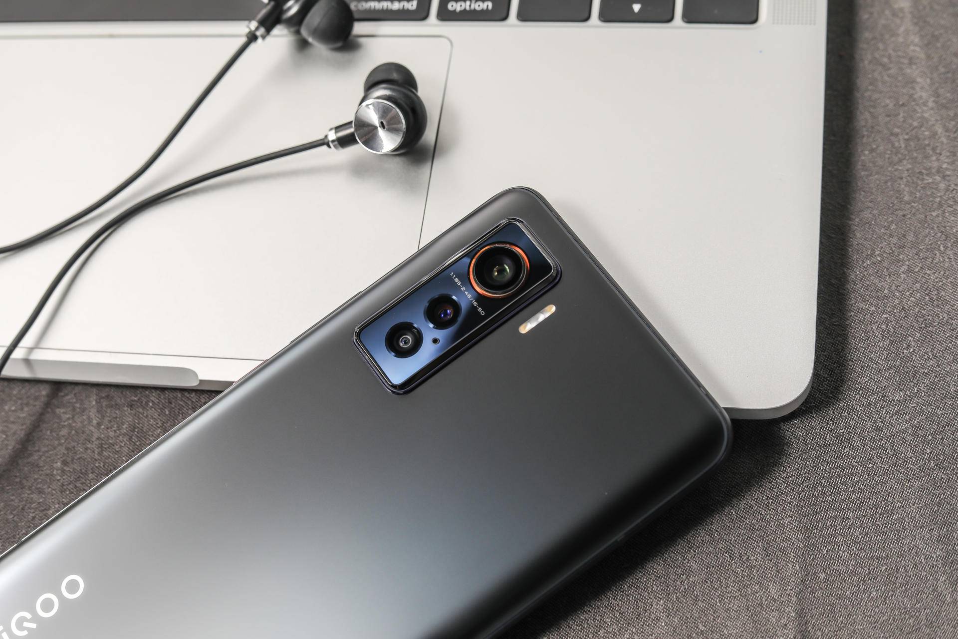 iqoo5升级版,iqoo5升级4.0后如何刷回官方固件