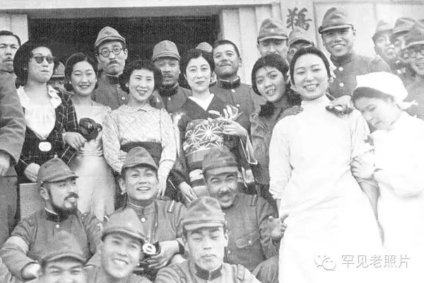 日本人镜头下的*安妇慰**与护士