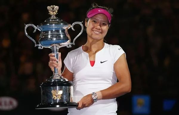 “10亿美元”的交易后，深圳拿到WTA总决赛10年运营权怎么做