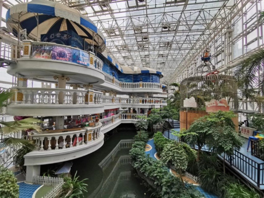 空中花园带儿童乐园,空中花园超大游乐街区