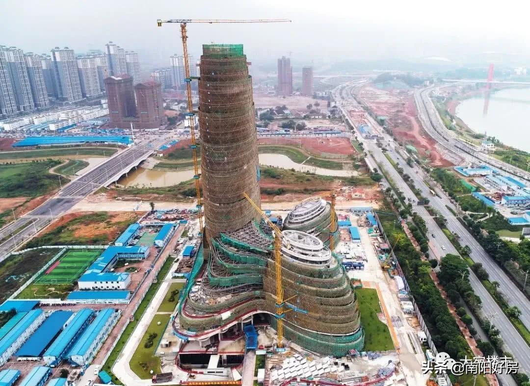 南阳第一高楼卓越天际,河南南阳市第一高楼