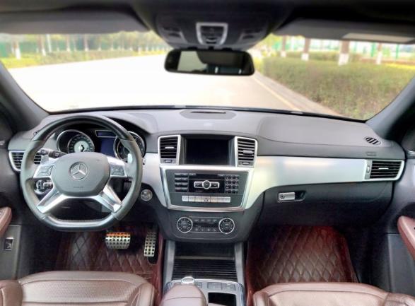 拥有一台奔驰是什么体验,奔驰ml63最好的版本