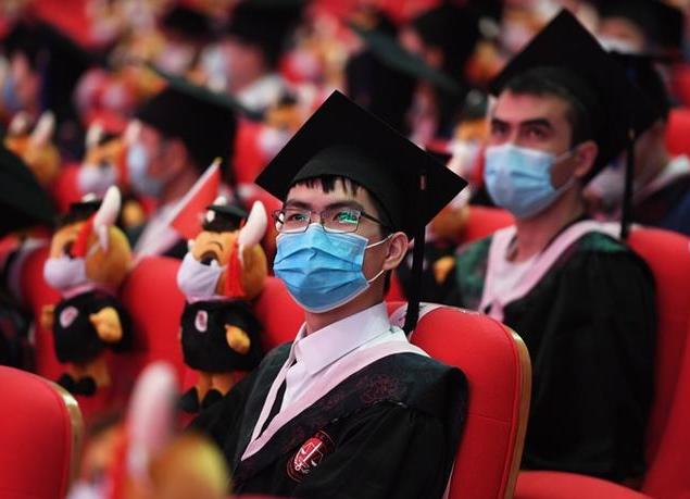 直博生和硕博连读的优缺点,专博和硕博连读有区别吗