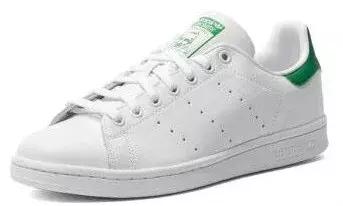 折扣店阿迪达斯鞋会假吗,阿迪达斯临时卖场真假