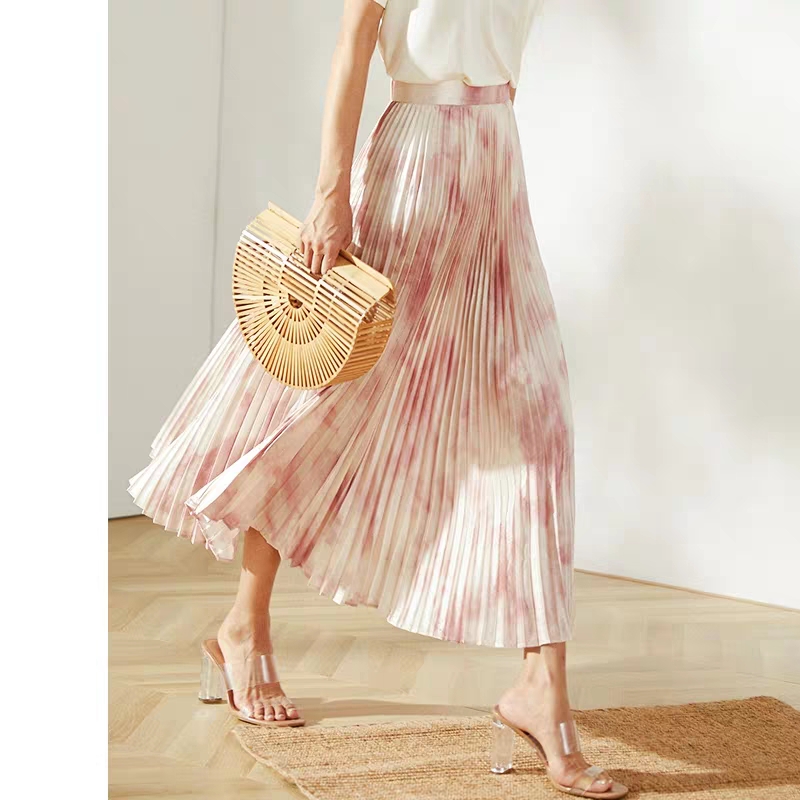 夏日裙子清冷百搭推荐,如果这个春天只能穿一件单品