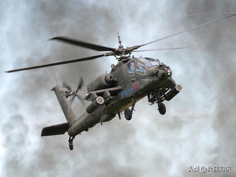 美国AH-64“阿帕奇”武装直升机