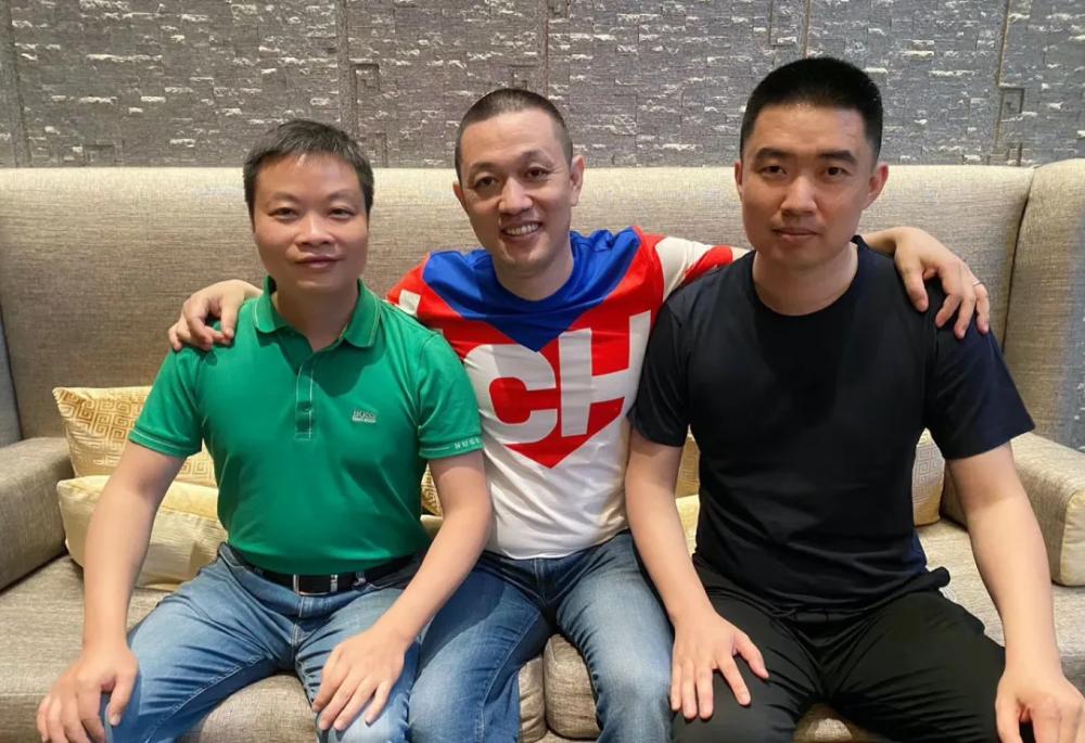 80后高中生白手起家创业,80后创办估值600亿的上市公司