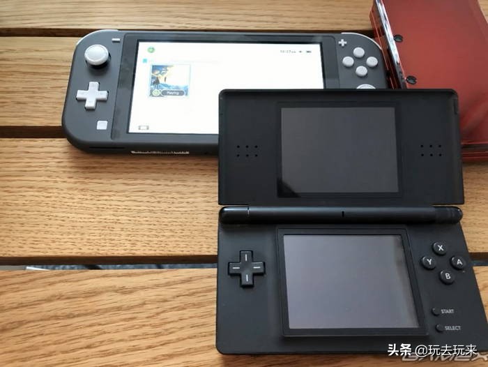 掌机任天堂switchlite,任天堂switch对比lite