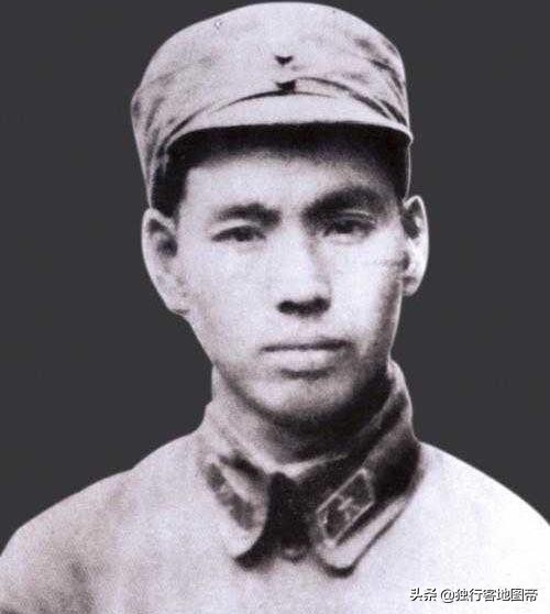 *世友许**在少林寺练武有多传奇？自创螳螂刀灭土匪