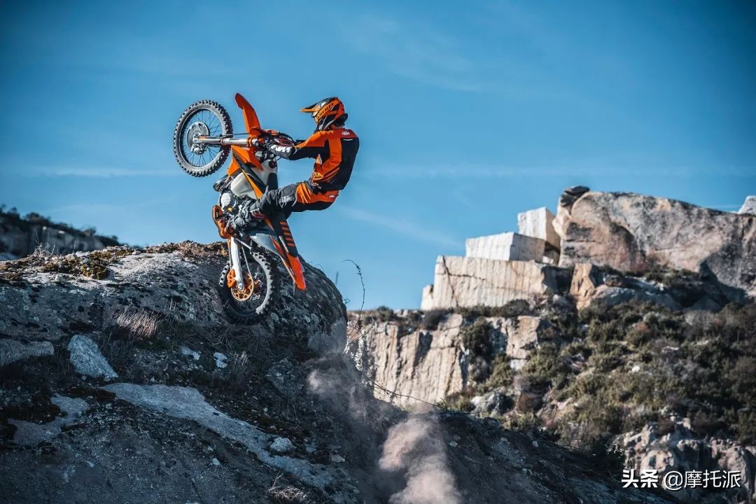 不到1万的ktm,ktm300硬耐力