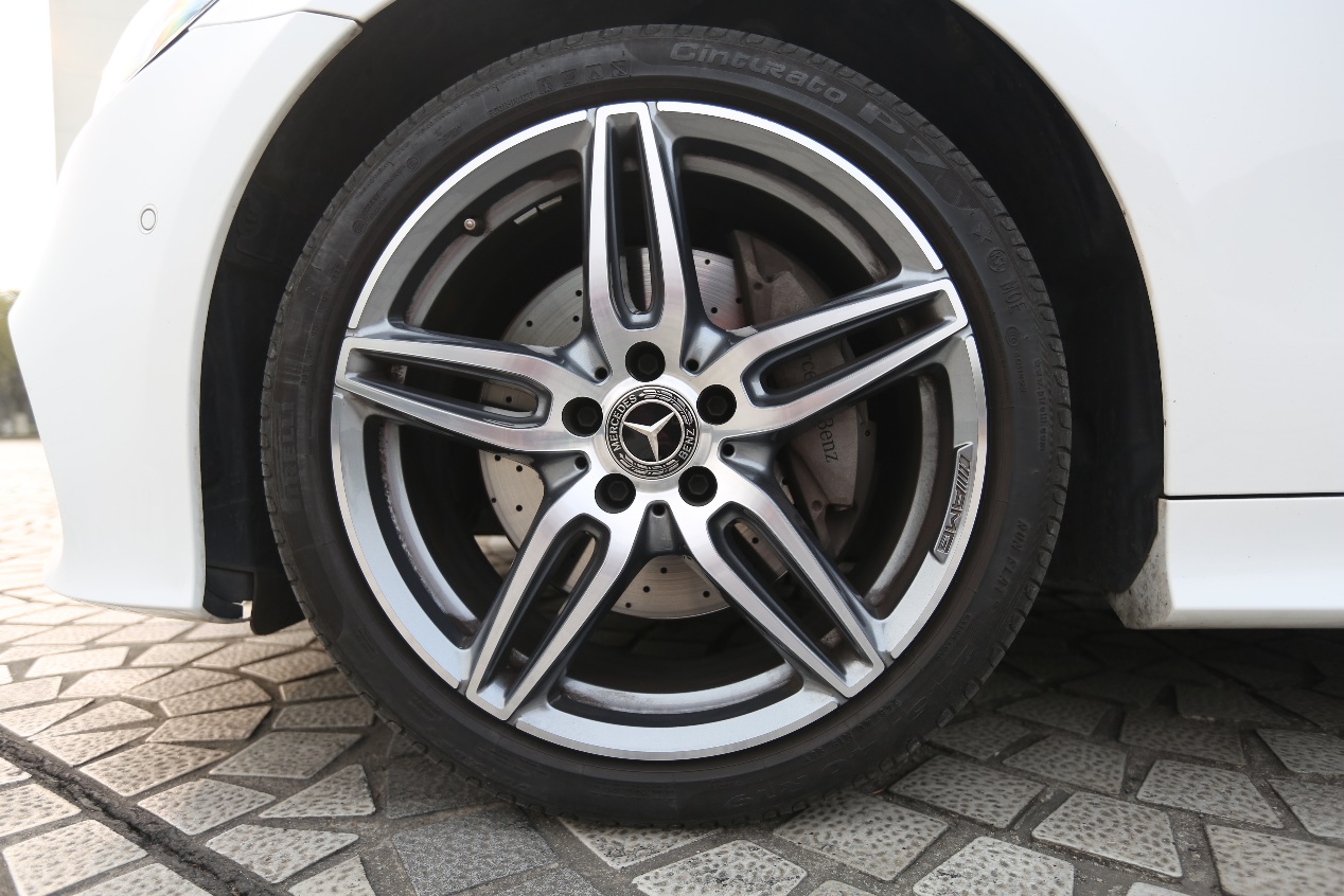 自有格调优雅随行试驾奔驰E2004MATIC敞篷轿跑