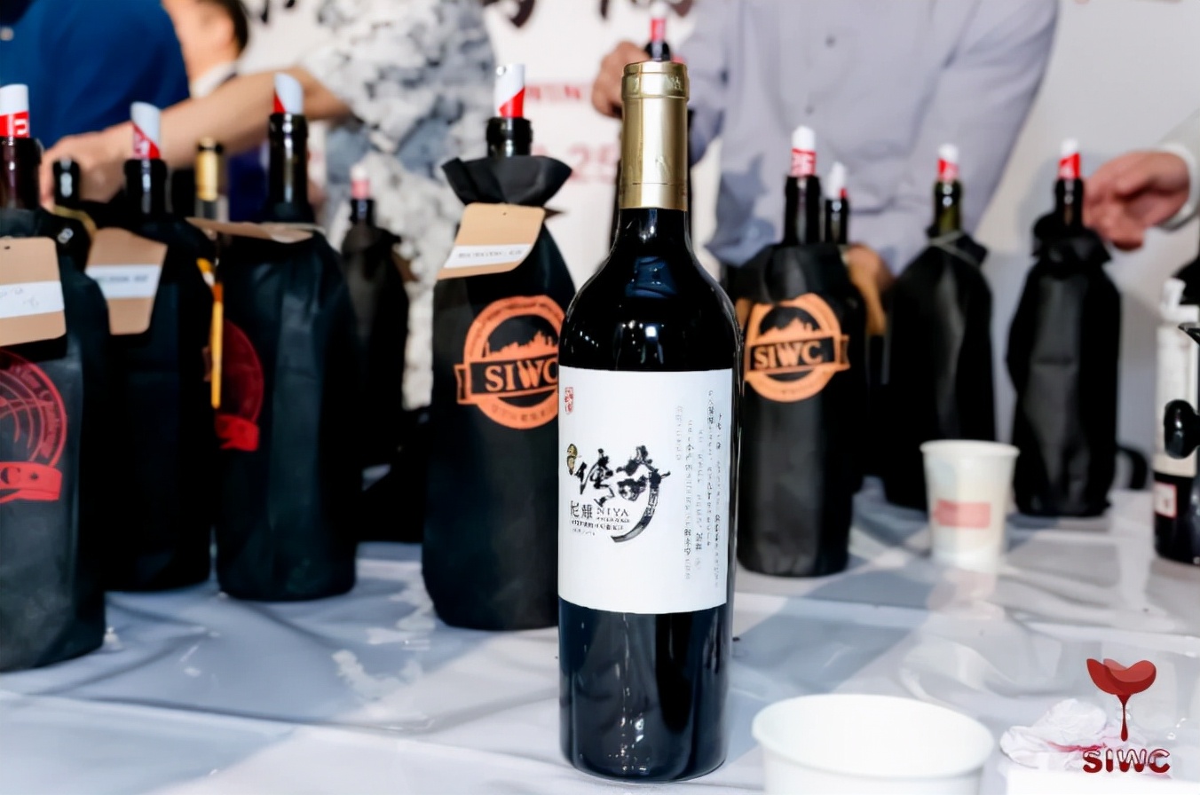 一举占双魁！尼雅传奇荣获2021上海国际葡萄酒品评赛金奖及最佳奖