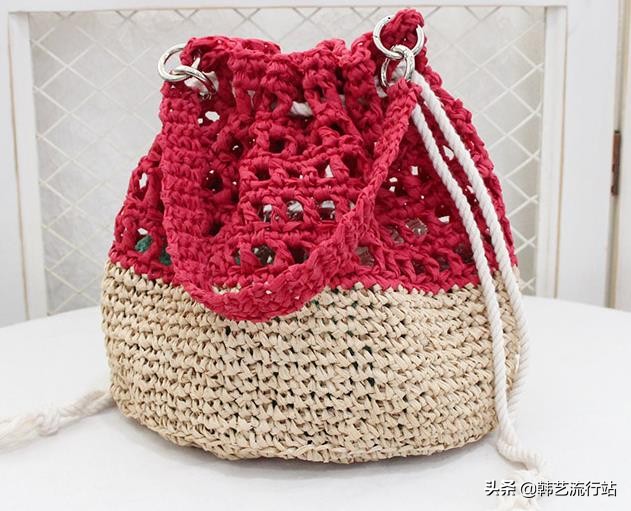 黑色包包推荐小众高级感夏天斜挎,百搭时尚风韩国包包