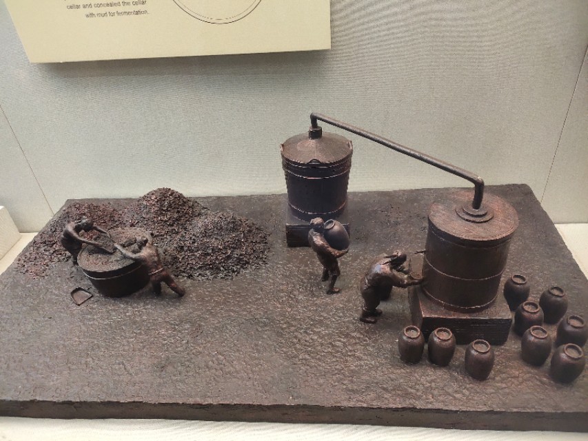 酱香酒有苦味怎么回事,酱香酒有酸臭味