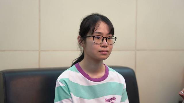 涂婳各科成绩,涂婳读什么专业