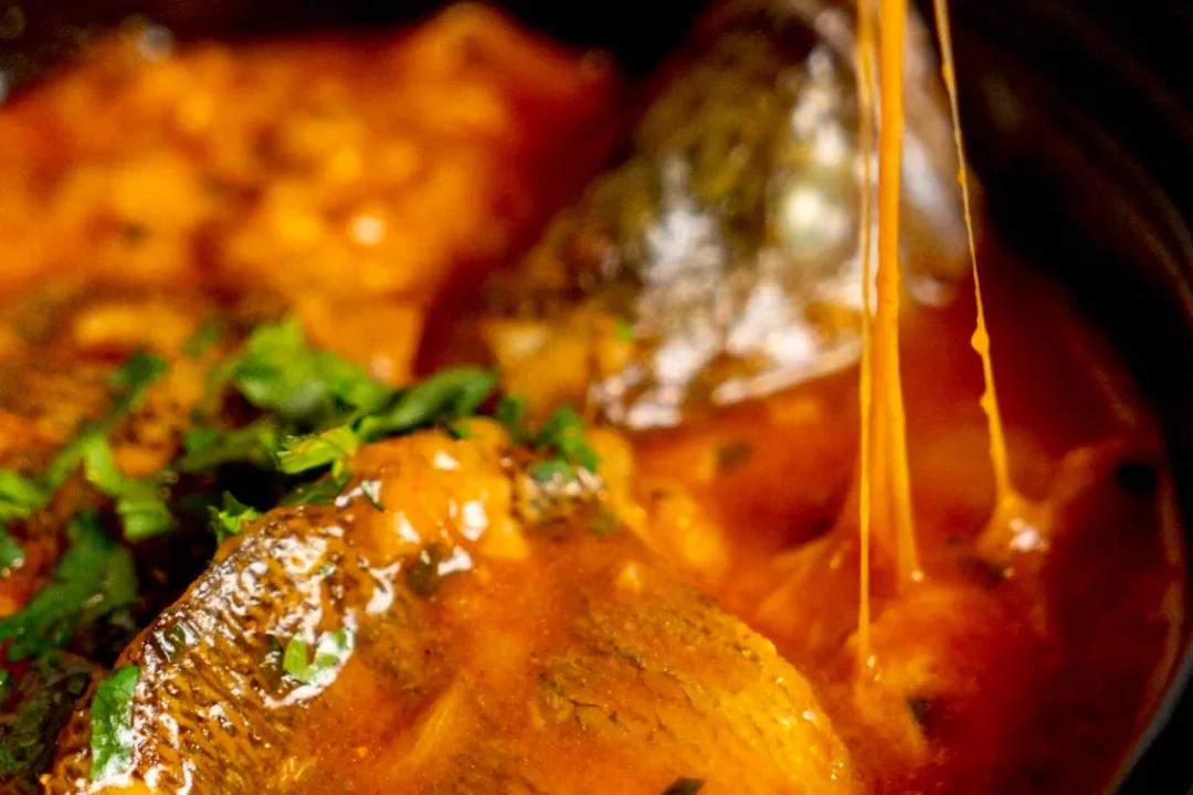 不蒸不炖的鱼怎么做最好吃,鱼肉最好吃的做法不煎不炸不清蒸